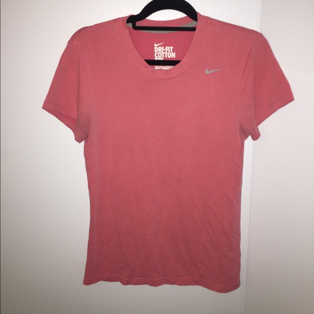 Nike T-Shirt